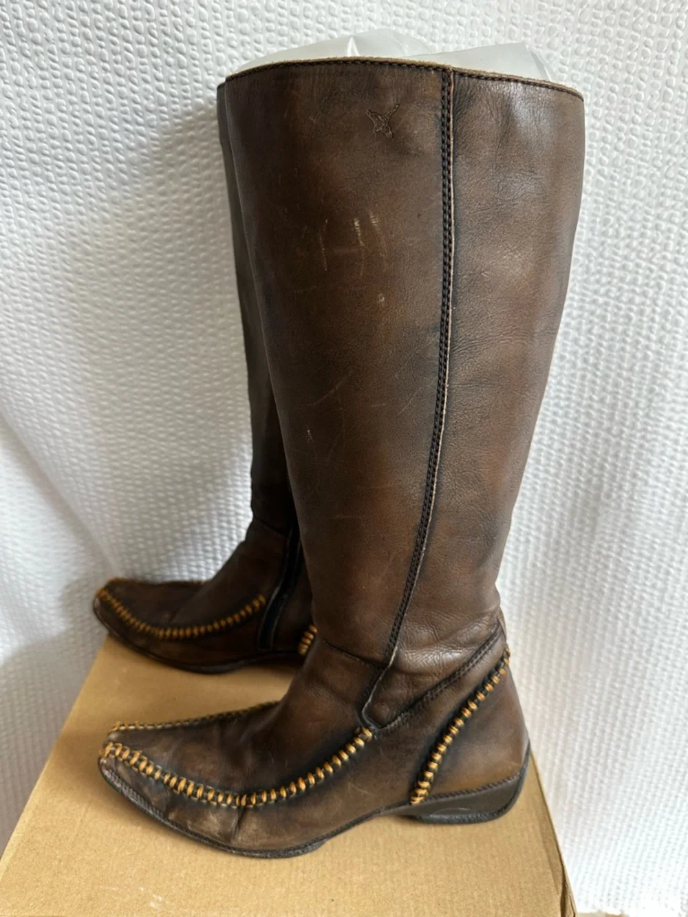 Pikolinos Brown Distressed Leather Tall Boots Whipstitch Side Zip Women’s EU 38